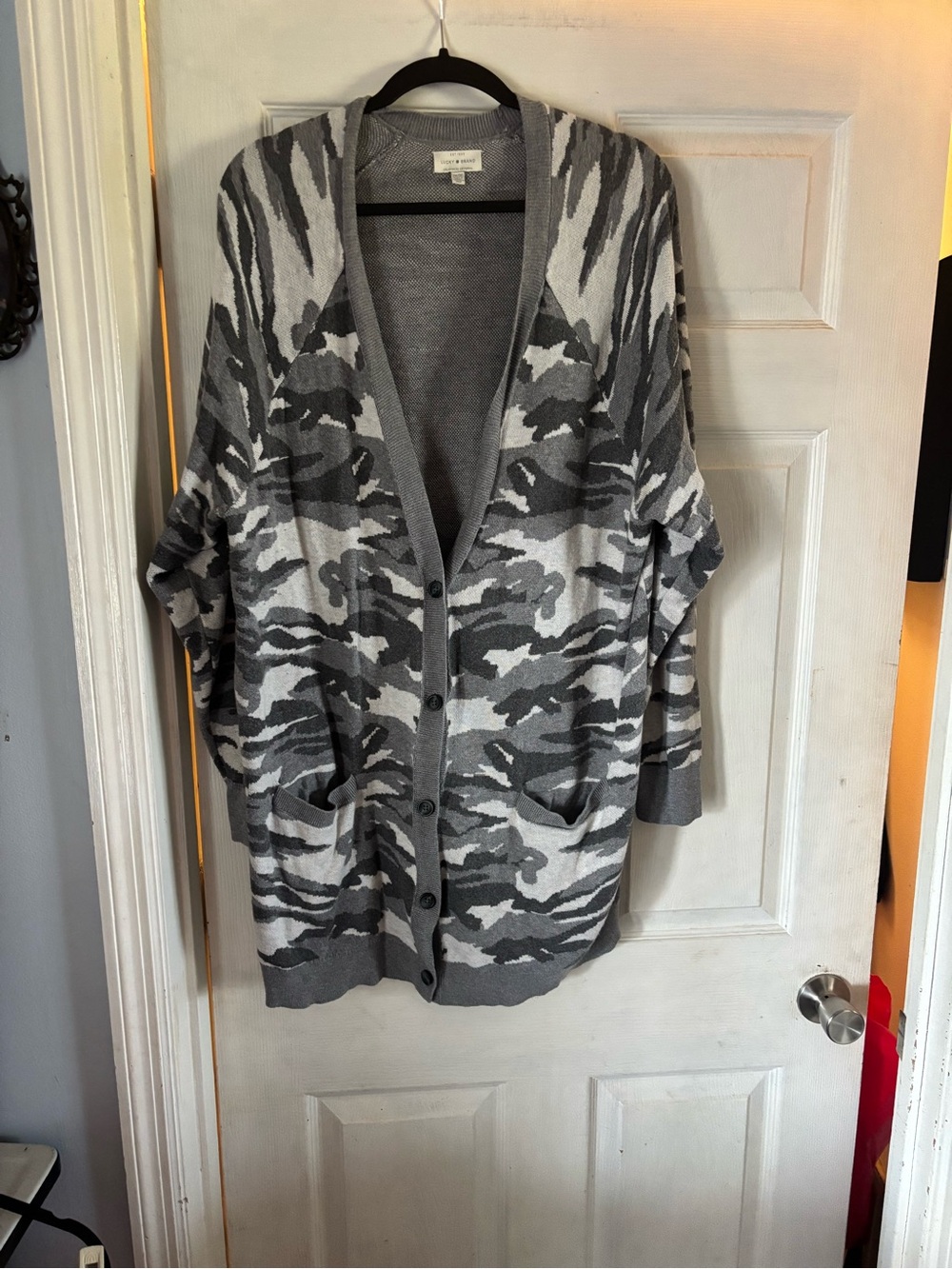 Lucky Brand Gray Camo Button-Front Women's Cardigan